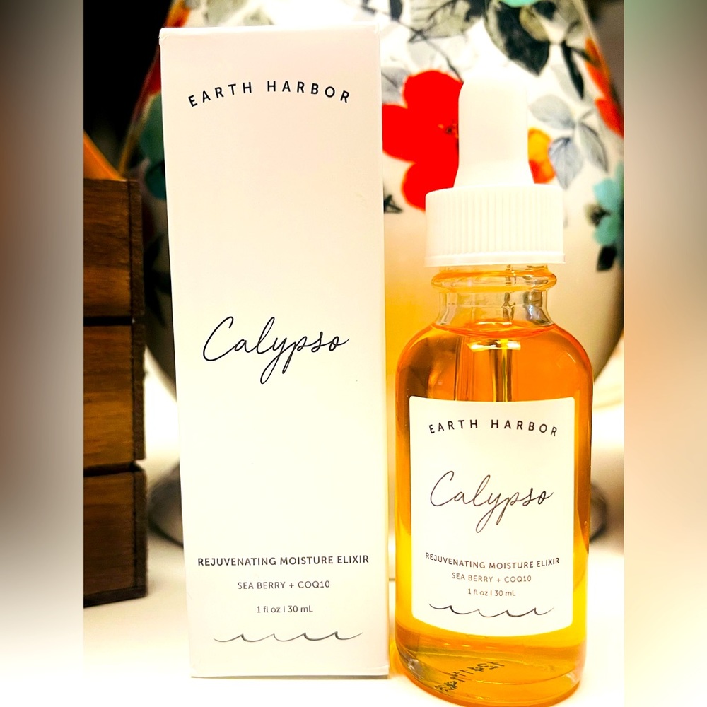 Earth Harbor Calypso Rejuvenating moisture elixir